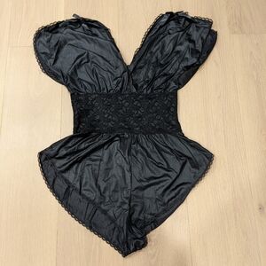 Vintage lace and bow detail romper